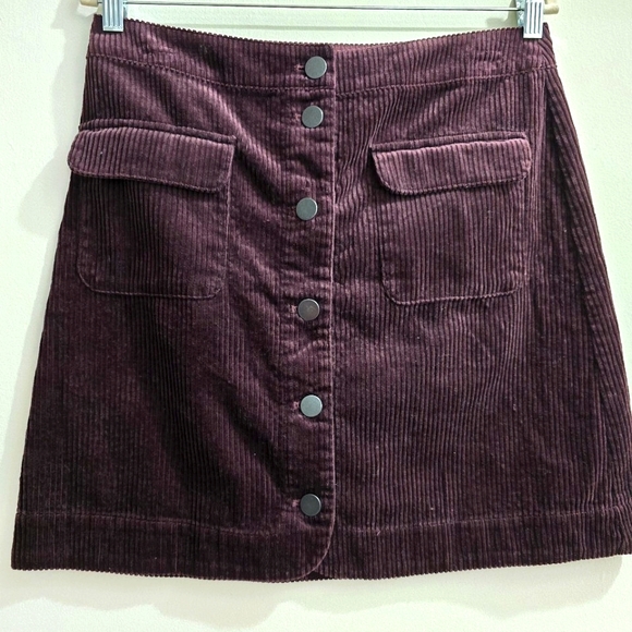Loft Plum Cordouroy Button Down Mini Skirt size 8 - Picture 11 of 11